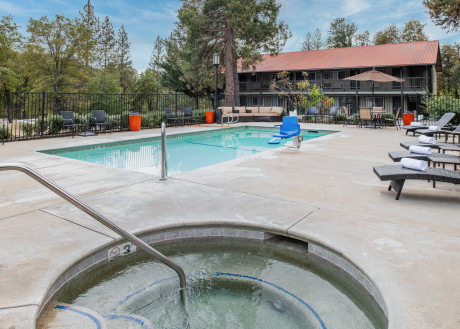 Welcome To YOSEMITE WESTGATE LODGE - Pool